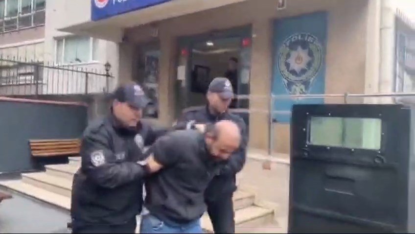 Marmaray İstasyonu’nda kadın çalışana saldırı: Yüzünden bıçakladı