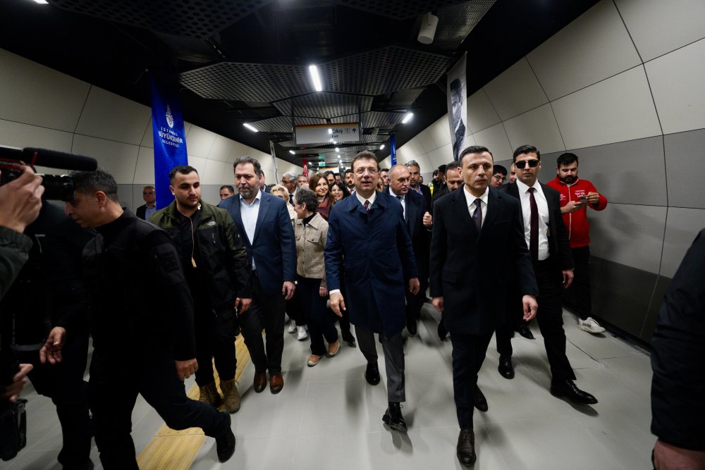 Ekrem İmamoğlu'ndan iktidara 'metro' eleştirisi: 'Dünya tarihine geçecek bir skandal'