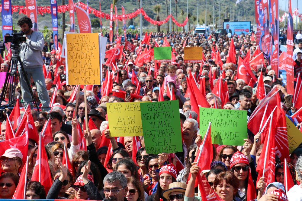 Özgür Özel: 'Meral Hanım ile Ankara'da siyasi ittifak kuramadık ama...'