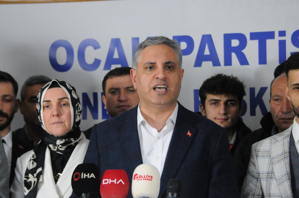 O parti İstanbul adayını çekti, Murat Kurum'a desteğini açıkladı