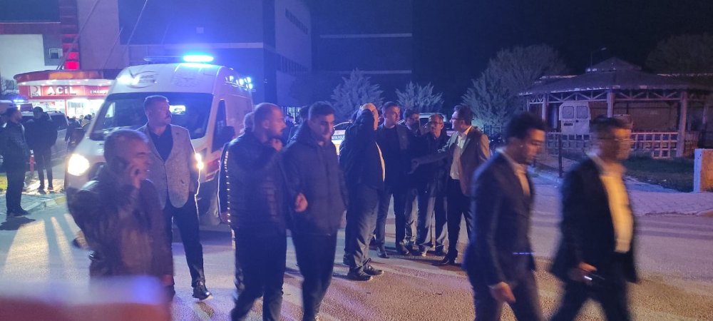 AK Partili başkanın çalışanı bıçaklandı, CHP'li adayın eşi gözaltında