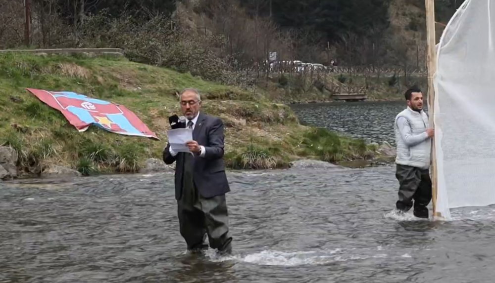 Trabzon'da ‘horonlu-gollü’ HES protestosu: 'Akıl tutulmasıdır'