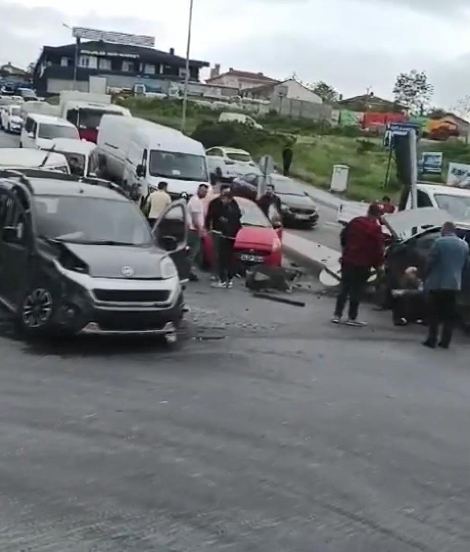 Arnavutköy'de peş peşe iki ayrı kaza: Ölü ve yaralılar var!