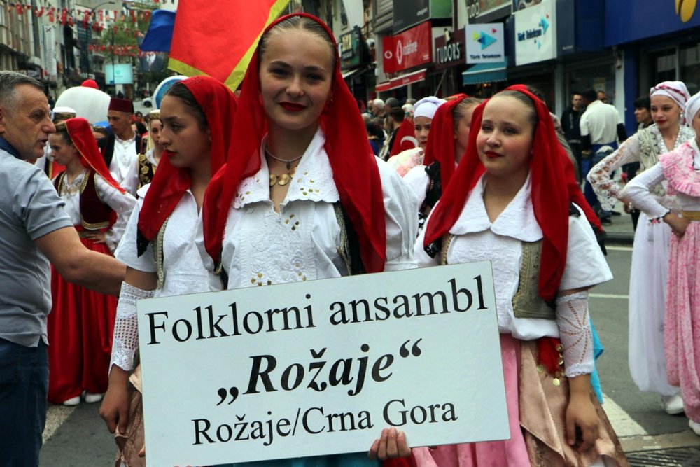 23 Nisan kutlamaları, Balkanlardan gelen çocukların katılımıyla başladı