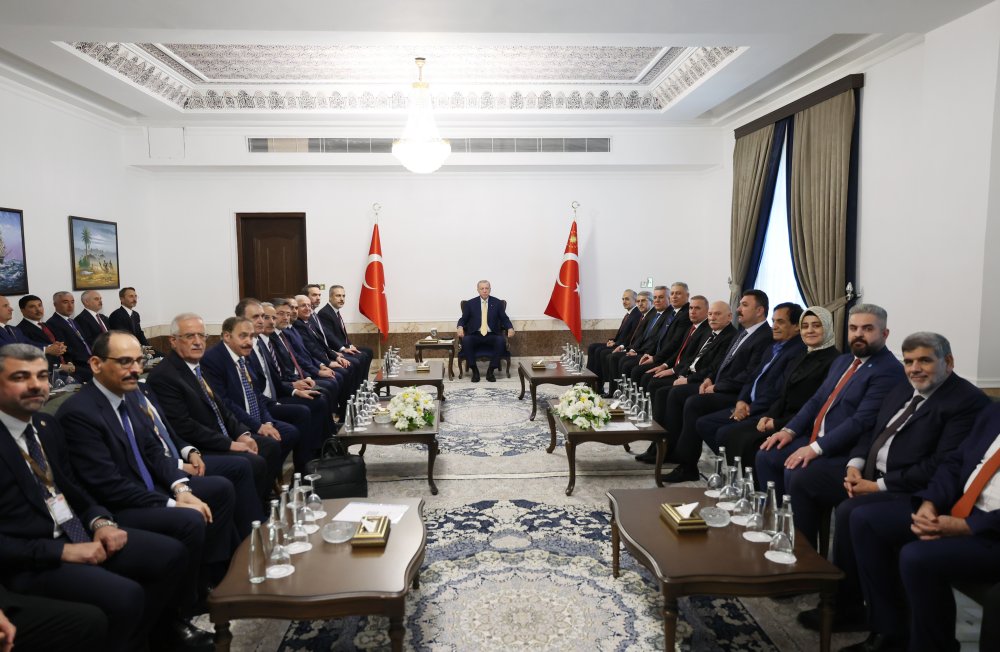 Cumhurbaşkanı Erdoğan, Sünni ve Türkmen toplumu temsilcileriyle bir araya geldi