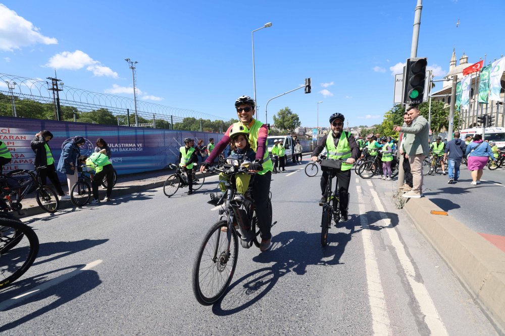 Bağımlılıkla mücadele kapsamında 11. Yeşilay Bisiklet Turu gerçekleşti
