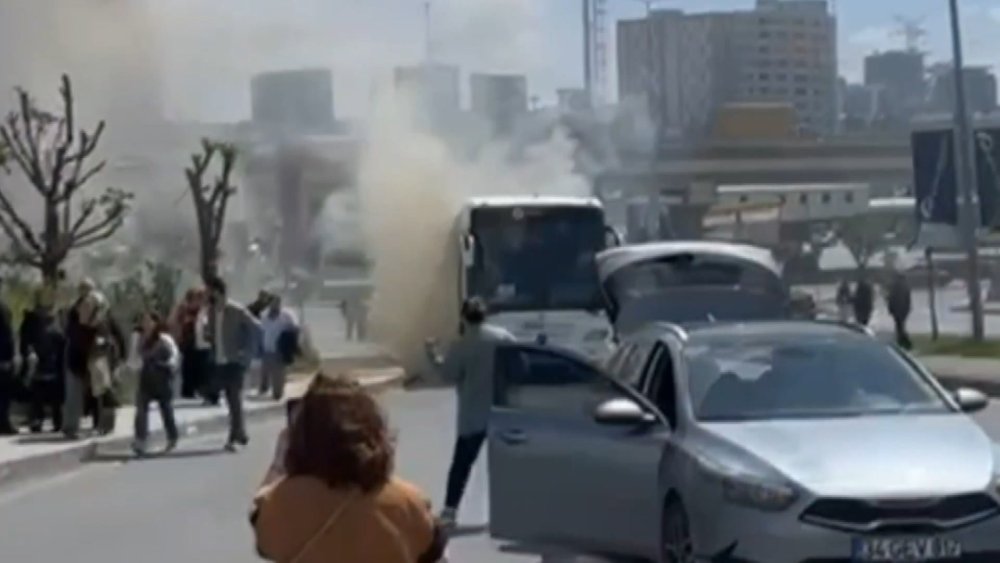 Kakava Şenlikleri'ne giden tur otobüsü alev alev yandı!