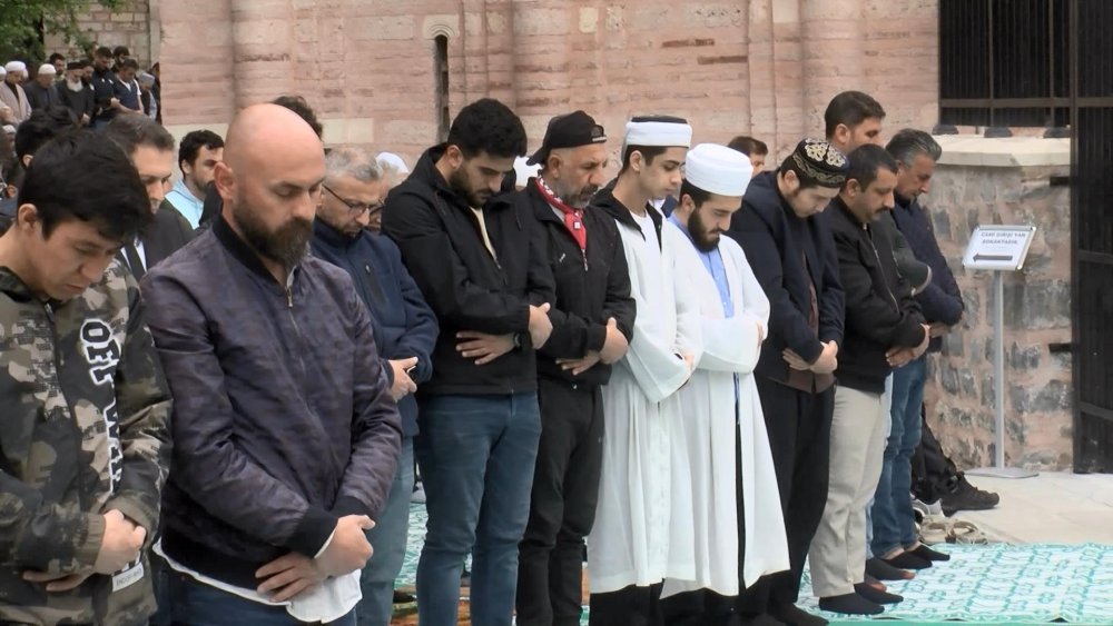 Kariye Camii’nde 79 yıl sonra ilk cuma namazı