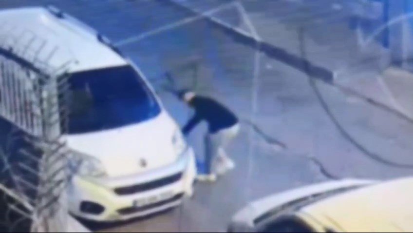 Beyoğlu’ndaki 11 aracın lastiklerini bıçaklayan şüpheli yakalandı
