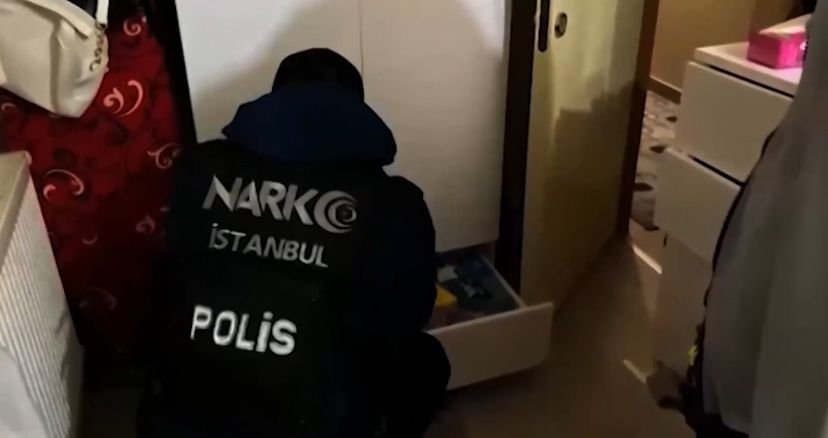 İstanbul'da 'torbacı' operasyonunda 33 şüpheli gözaltına alındı