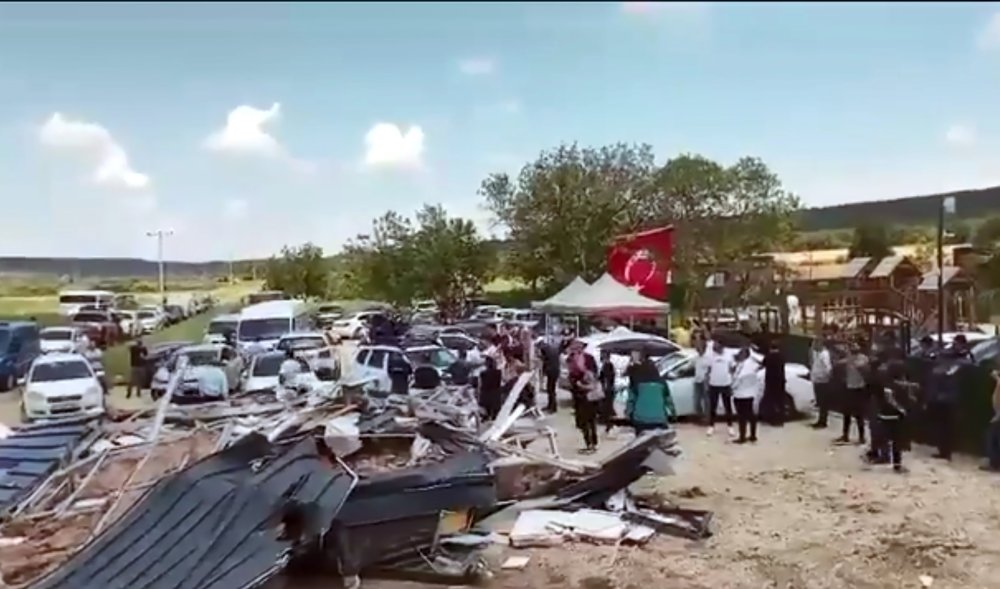 Edirne'de 'Tiny House' yıkımında arbede: Gözaltılar var