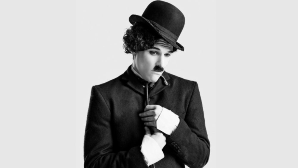 Charlie Chaplin'in hayatı tiyatro sahnesinde