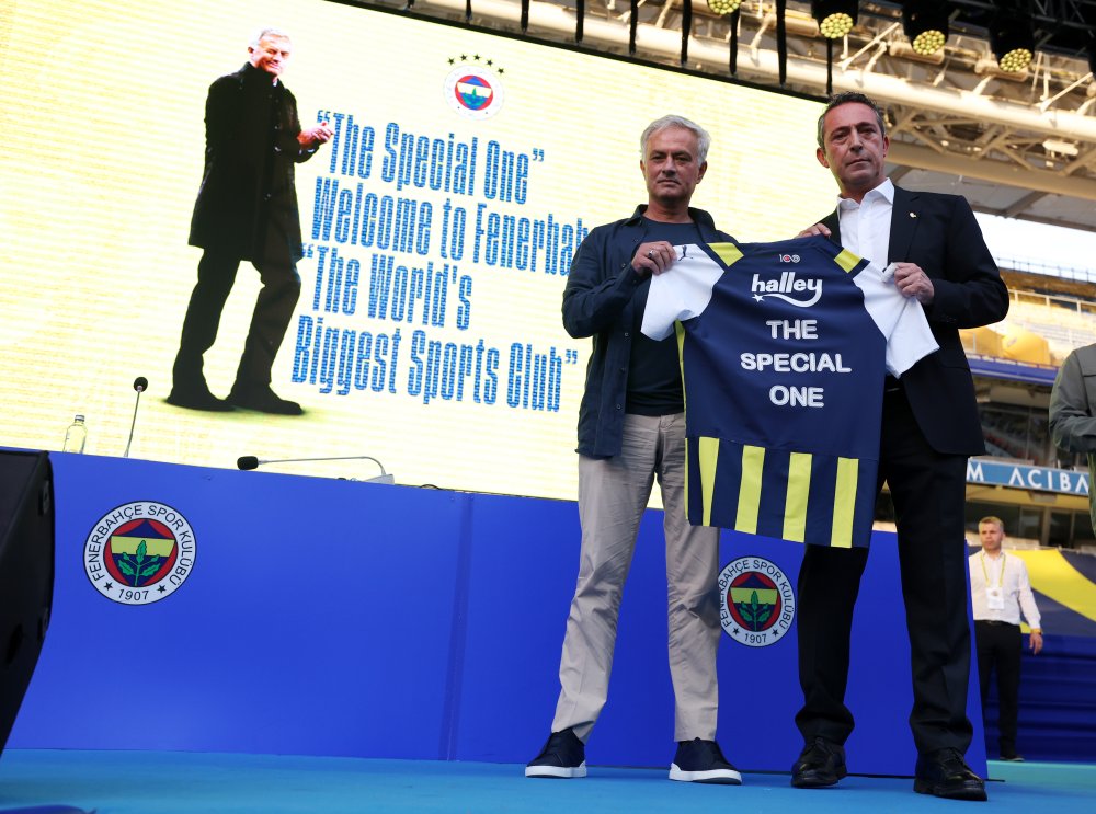 Mourinho'nun imza töreni Avrupa basınında