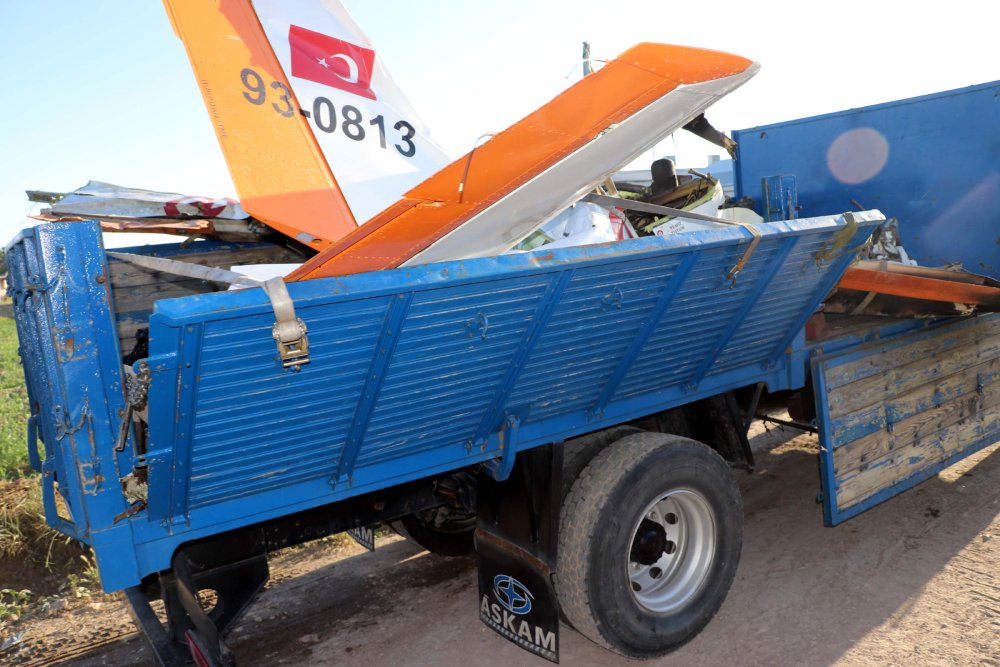 Kayseri'de düşen eğitim uçağının enkazı kaldırıldı