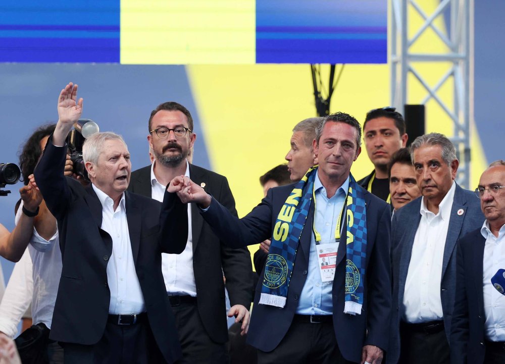 Aziz Yıldırım'dan Ali Koç'a şampiyonluk temennisi: İnşallah bu sene Fenerbahçe'yi şampiyon yapar