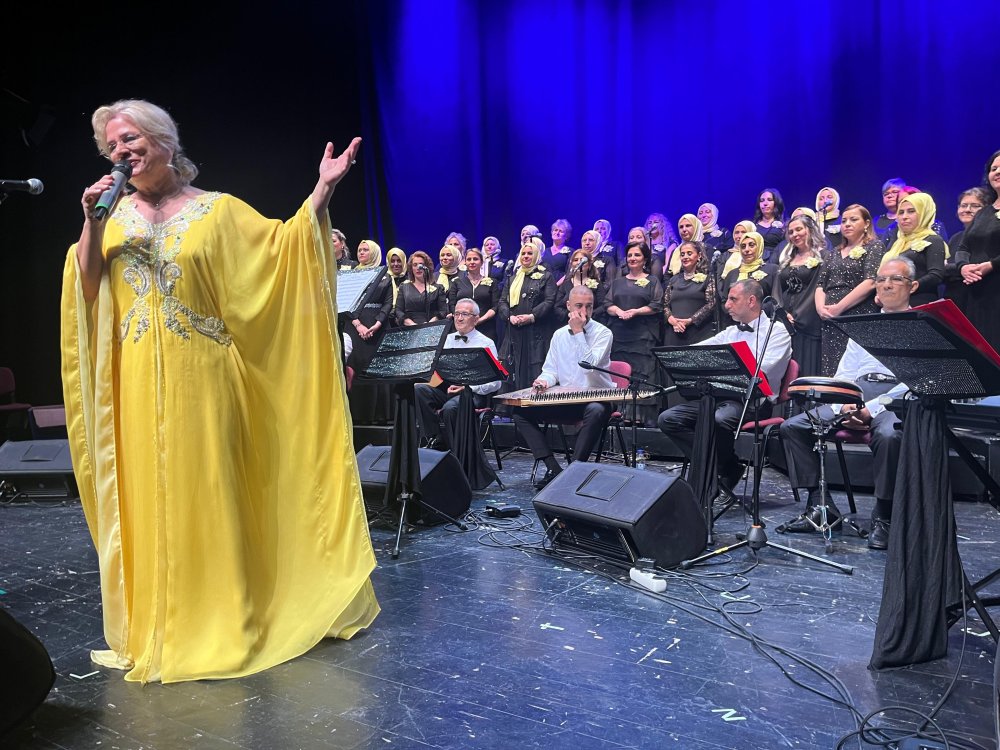 Otizm Anneler Korosu'ndan 'hüzünsüz şarkı' konseri