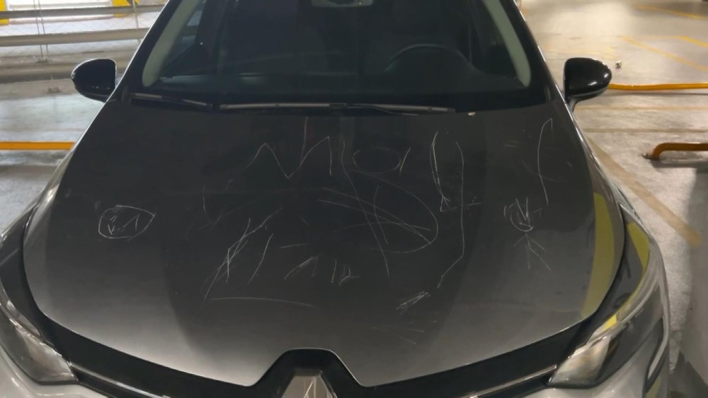 İSPARK otoparkında araçlara saldırı: Araçlarını o halde görünce şoke oldular