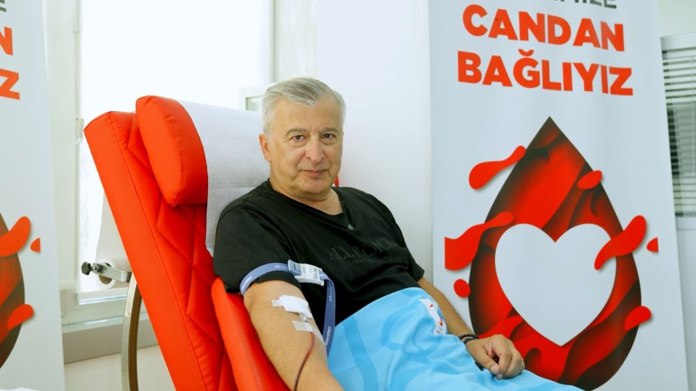 Ünlü oyunculardan Türk Kızılay'a kan bağışı çağrısı