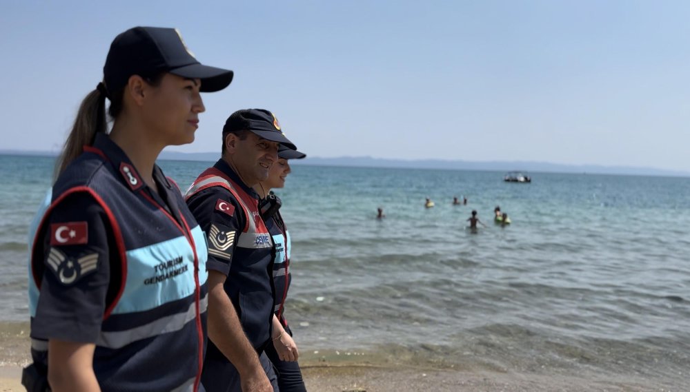 Edirne'de Jandarma'dan dronla sahil denetimi