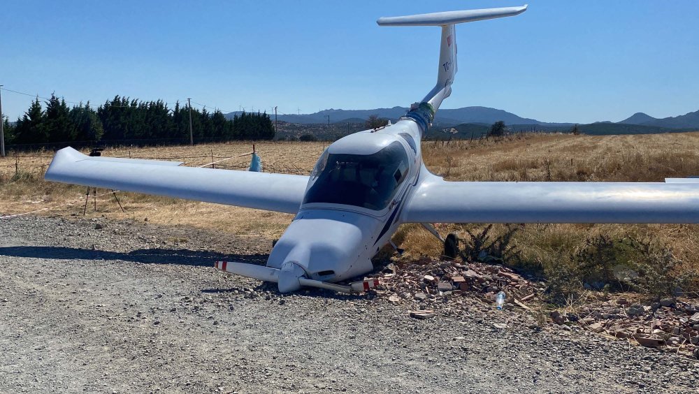 Çanakkale'de sert iniş yapan eğitim uçağındaki pilotların kimlikleri belli oldu