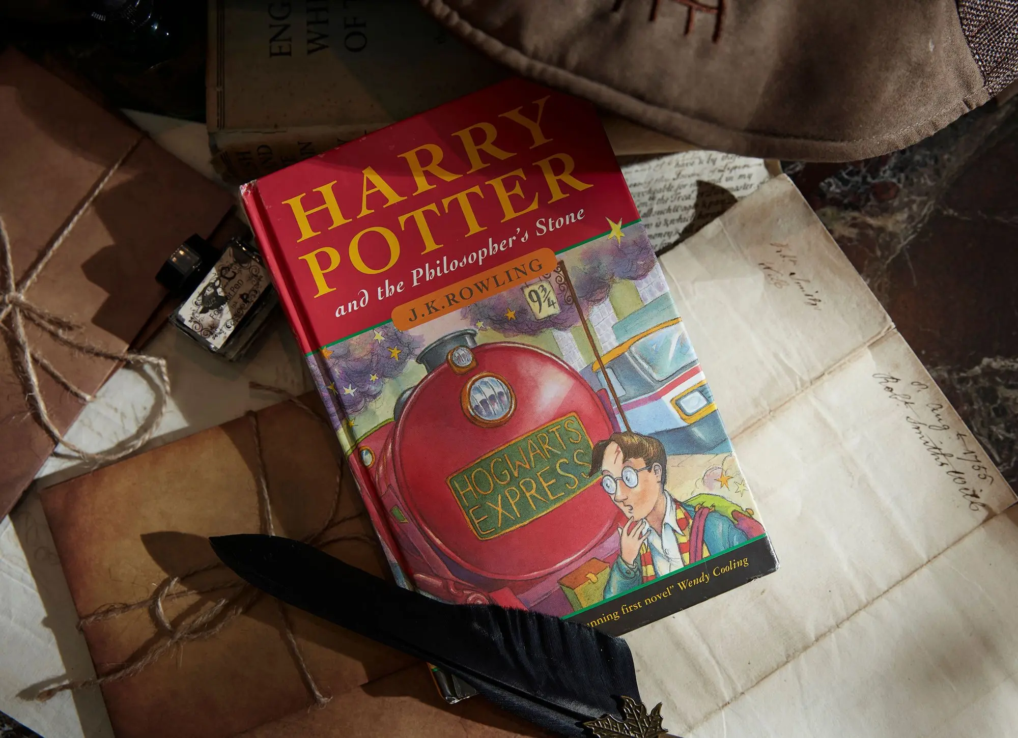 xlarge-rowling-j-k-harry-potter-and-the-philosopher-s-stone-one-of-500-first-edition-first-impression-hardcovers-d03b2693cc.webp