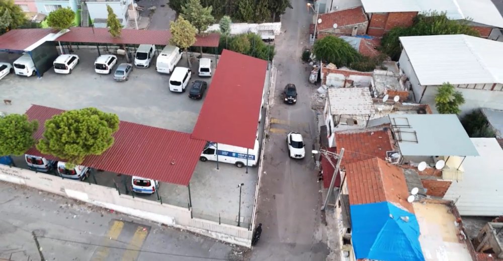 Aranan şüphelilere İzmir'de operasyon: 149 kişi yakalandı